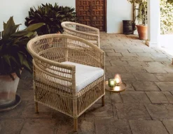 POLTRONA CON CUSCINO IN FIBRE NATURALI - JOSEFINA