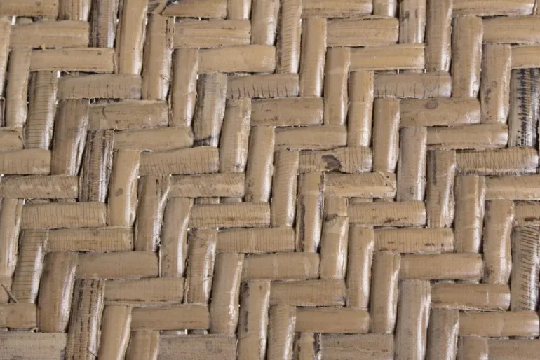 SEDIA CON BRACCIOLI IN FIBRE NATURALI - EDELINA