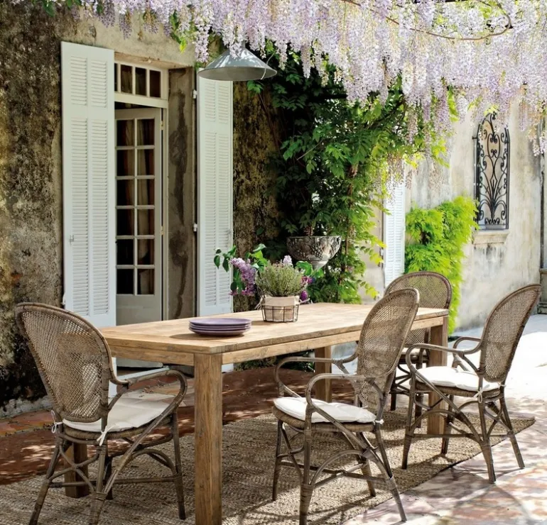 SEDIA CON BRACCIOLI IN FIBRE NATURALI - EDELINA